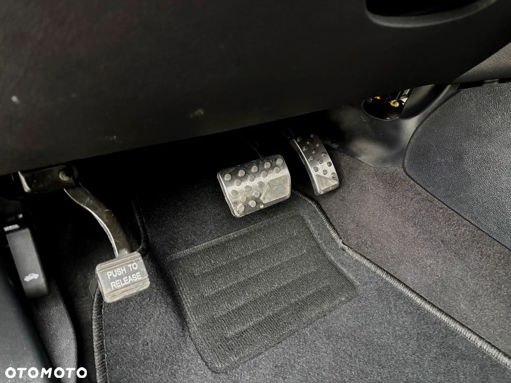 Fiat Freemont 2.0 Multijet Black Code AWD - 14