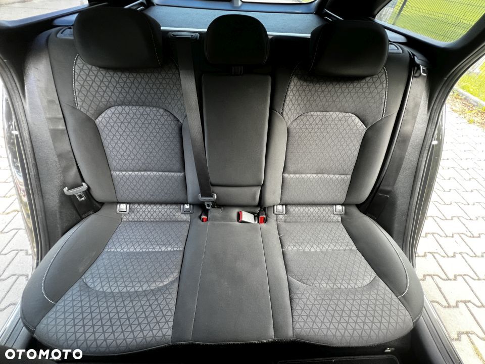 Kia Ceed 1.6 CRDi DCT Platinum Edition - 10