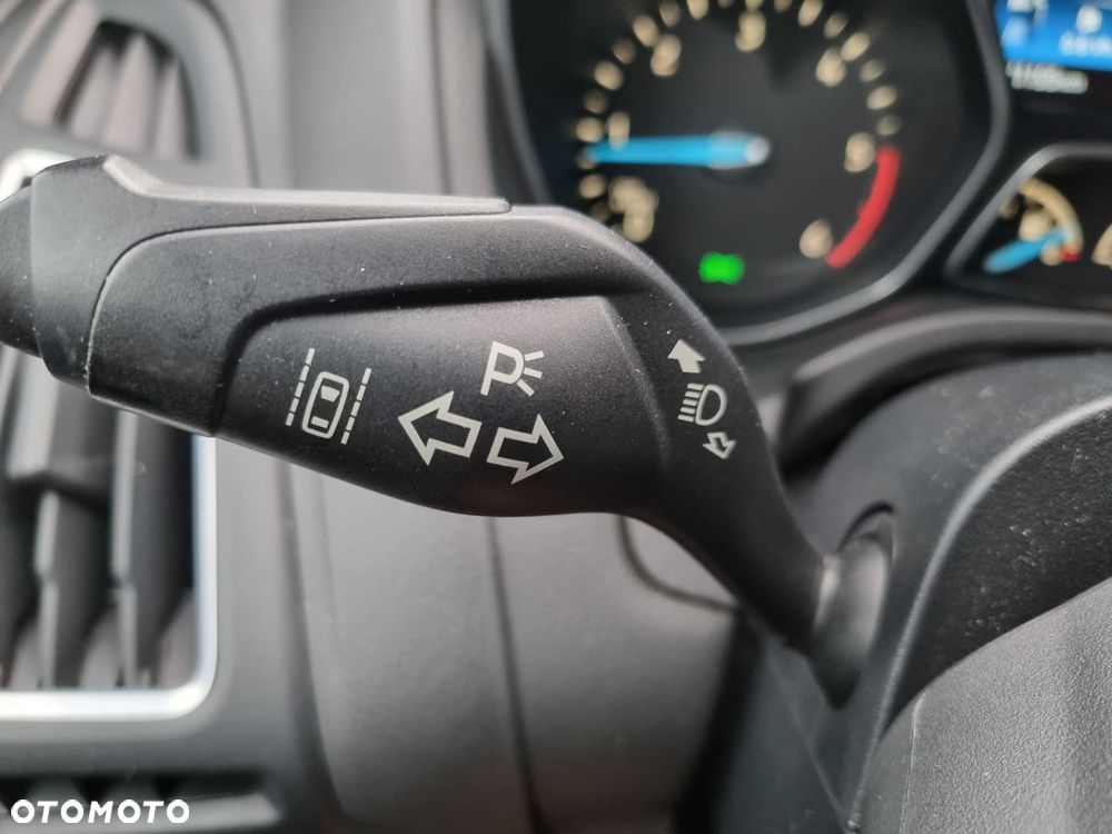 Ford Focus 2.0 TDCi Titanium ASS - 24