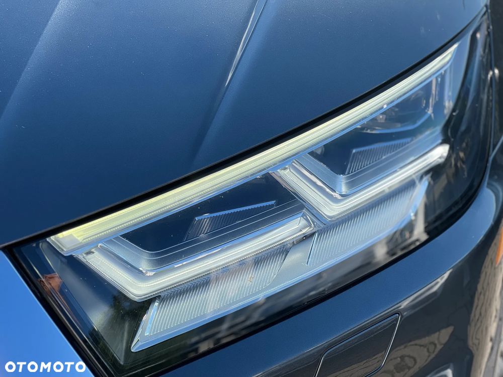 Audi SQ5 - 33