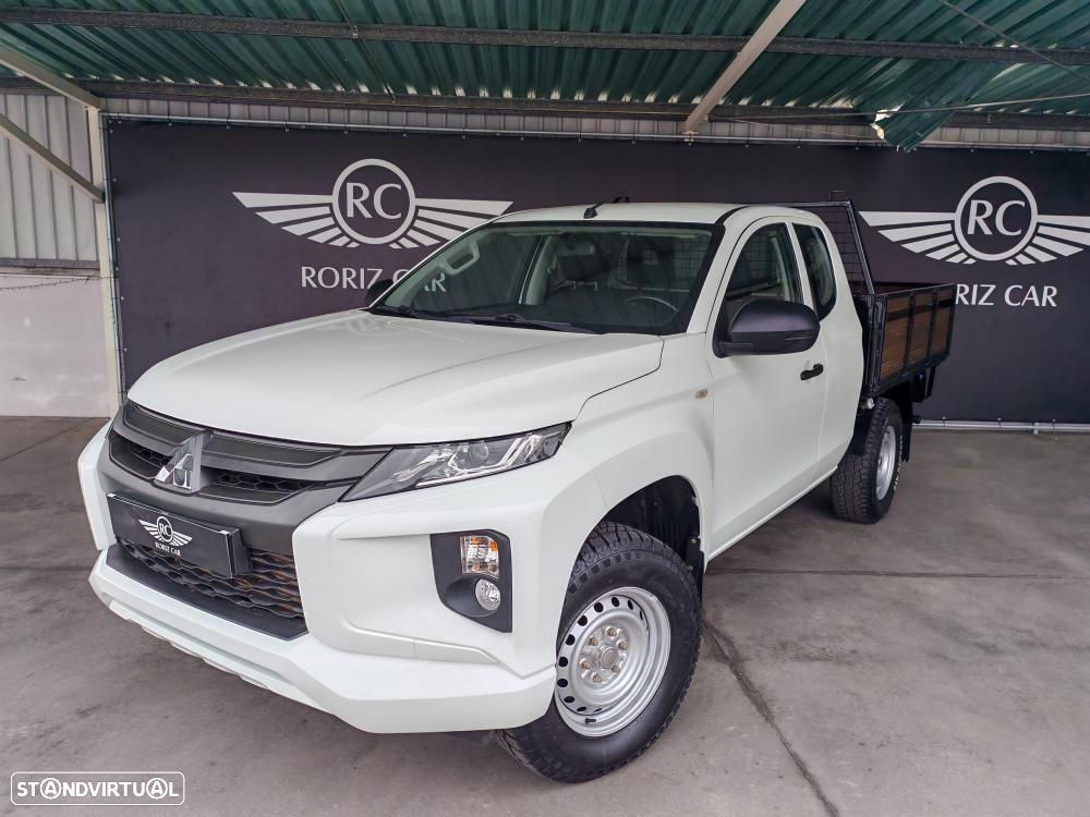 Mitsubishi L200 2.4 DI-D CE 4WD 3L - 1