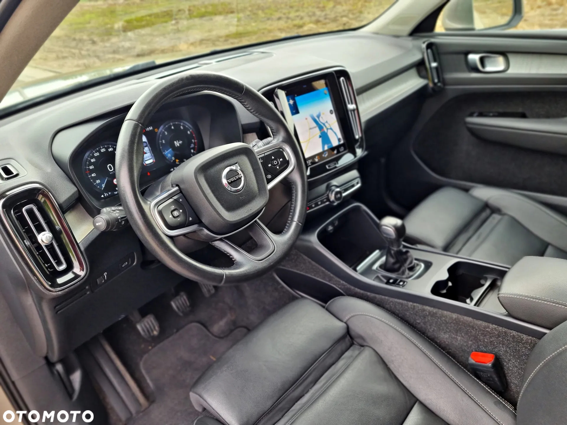 Volvo XC 40 - 29