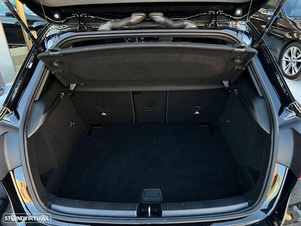 Mercedes-Benz A 180 d AMG Line - 29