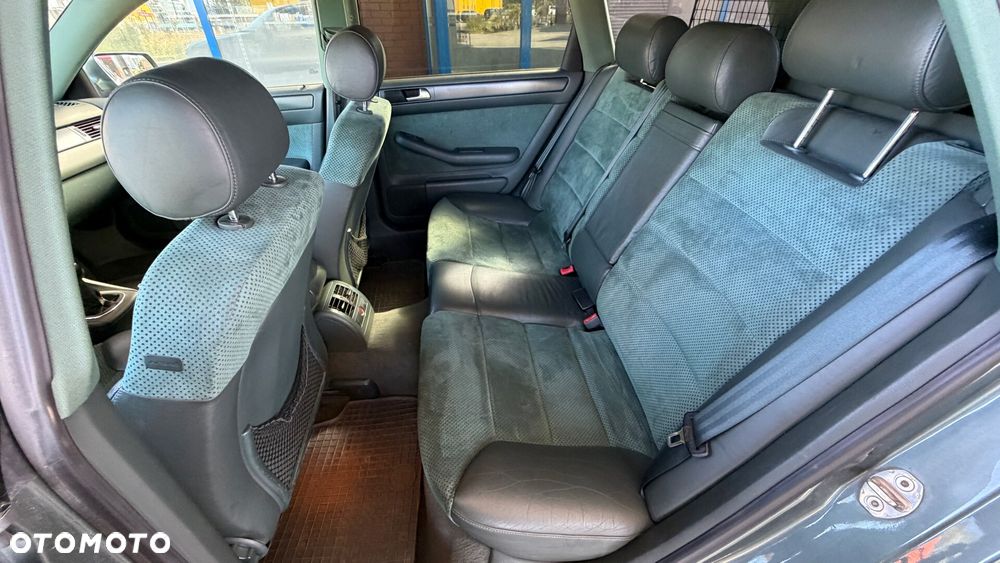 Audi A6 Allroad 2.5 TDI Quattro - 16