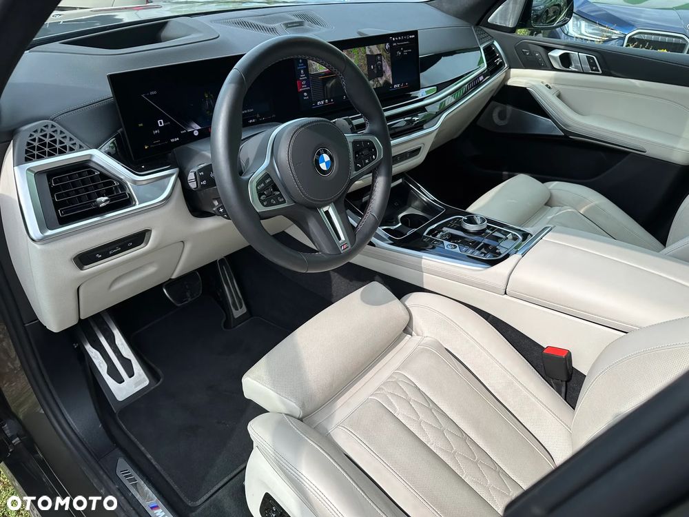 BMW X7 M60i xDrive mHEV sport - 10