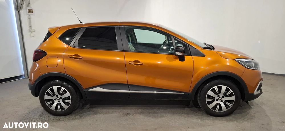 Renault Captur MHEV 140 Techno - 8