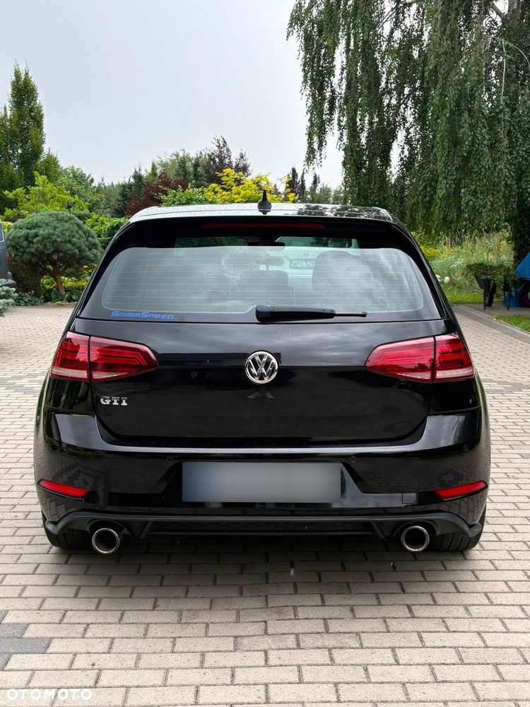 Volkswagen Golf GTI (BlueMotion Technology) Performance - 15