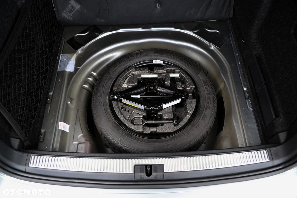 Skoda Superb 2.0 TDI Sportline DSG - 33