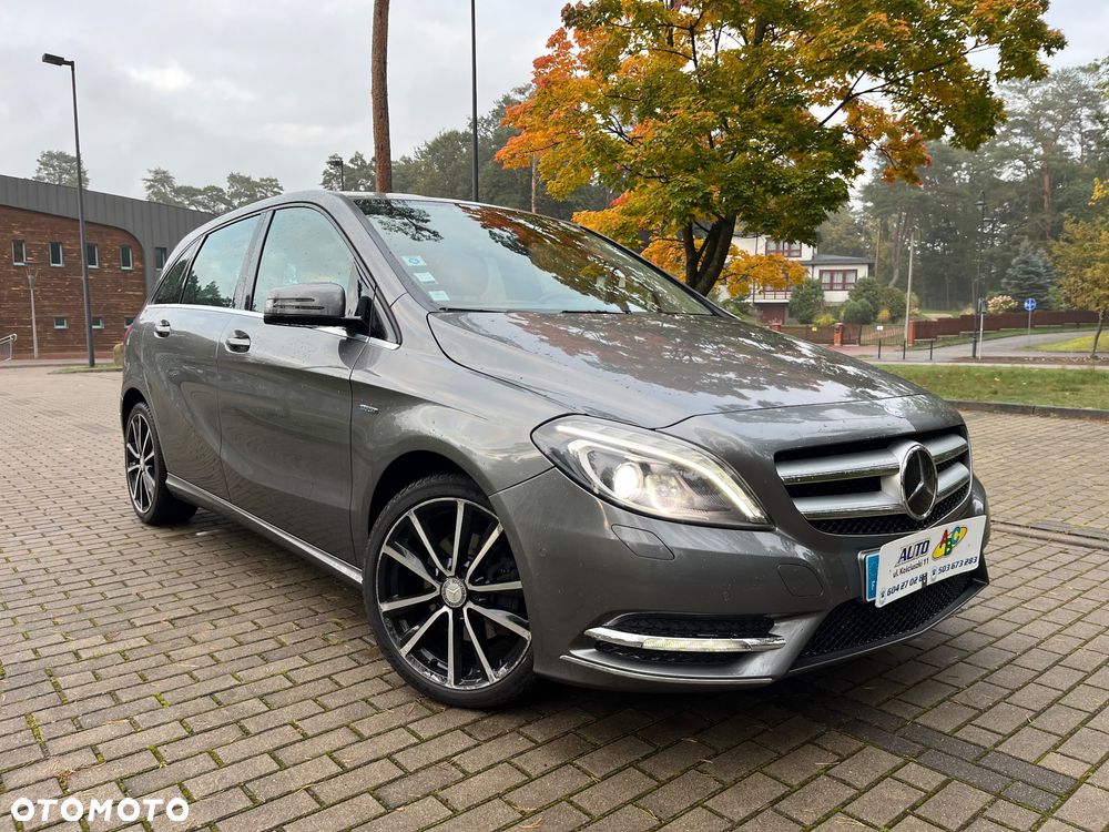 Mercedes-Benz Klasa B 180 AMG Line - 1