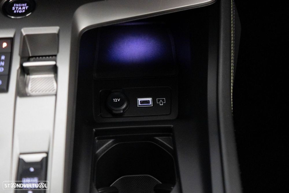 Peugeot 408 1.6 Hybrid GT e-EAT8 - 28