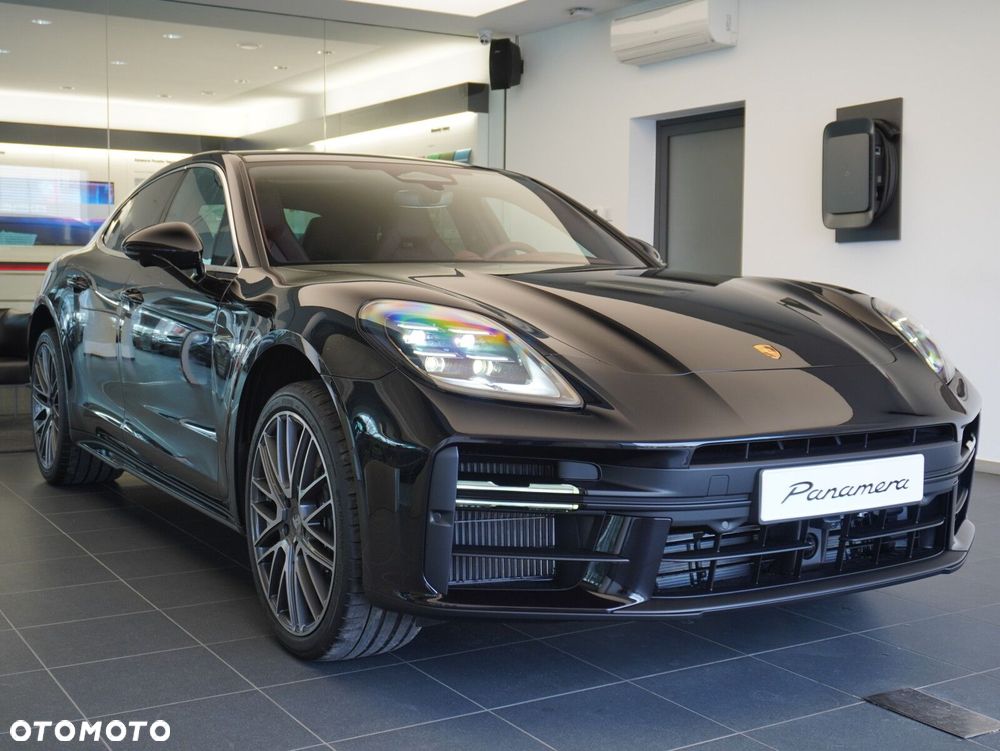 Porsche Panamera 4 - 8