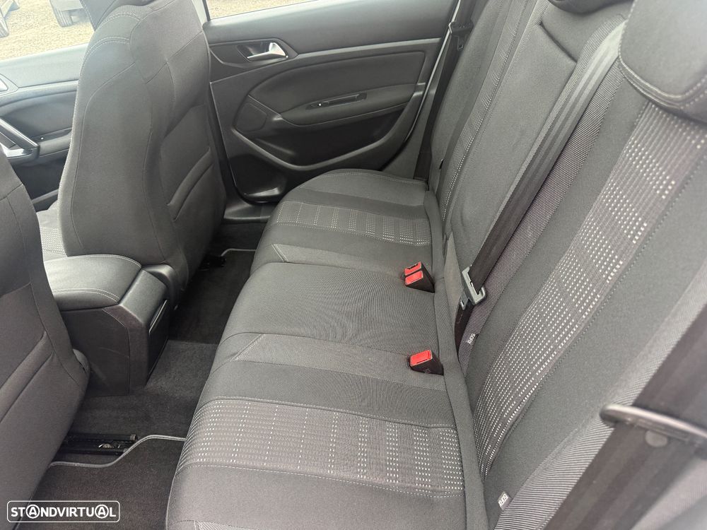 Peugeot 308 SW 1.6 BlueHDi Allure - 25