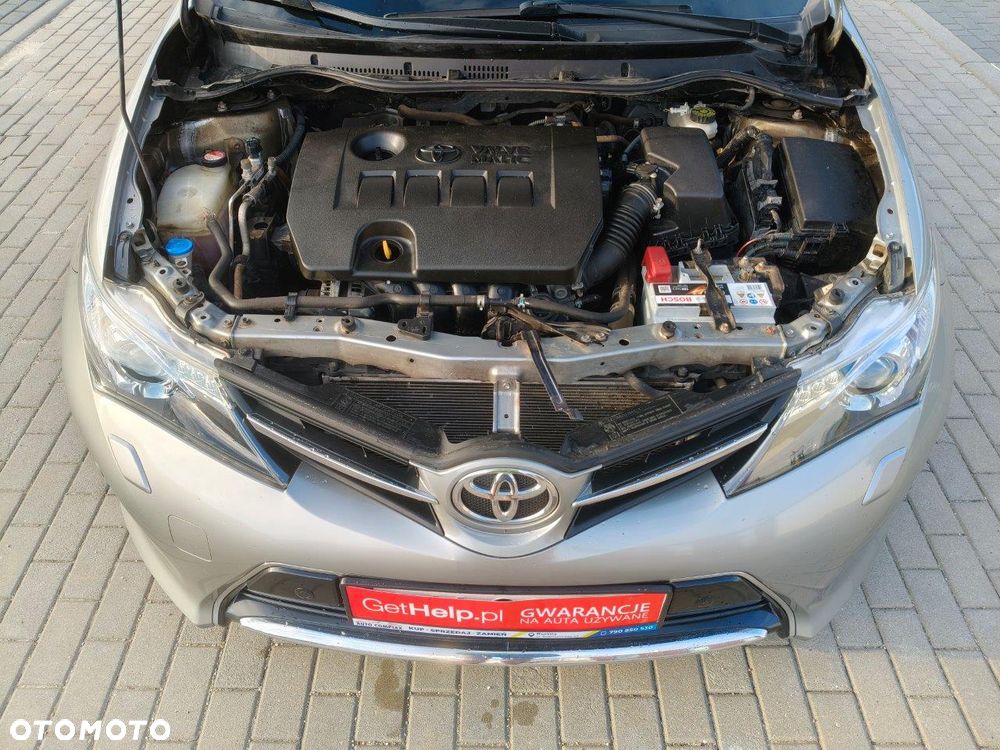 Toyota Auris 1.6 Valvematic Executive - 16