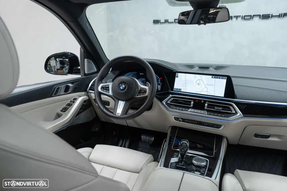BMW X5 xDrive45e - 24