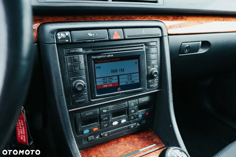 Audi A4 Avant 1.9 TDI - 12