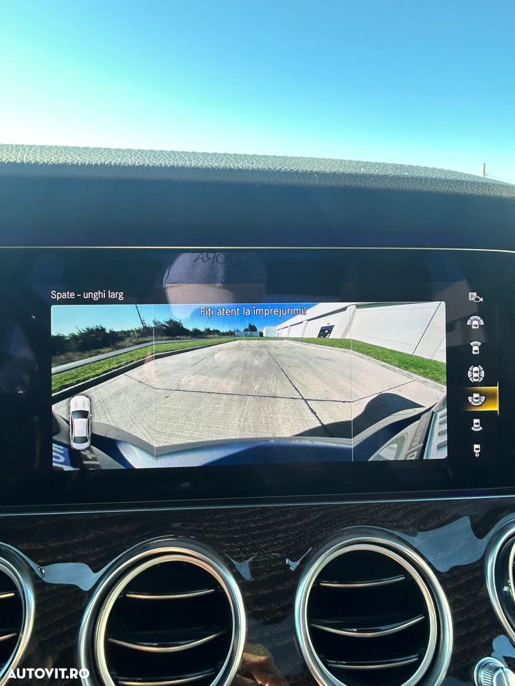 Mercedes-Benz E 300 4MATIC 9G-TRONIC AMG Line - 27