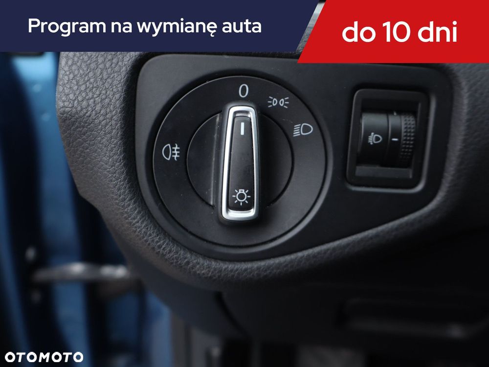 Volkswagen Golf - 18