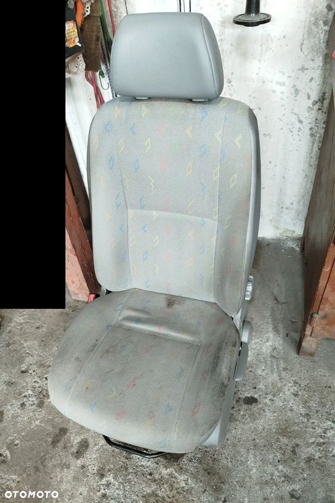 Fotel przód lewy kierowcy materiał do Vw Crafter I 06- Mercedes Sprinter W906 906 06- - 1