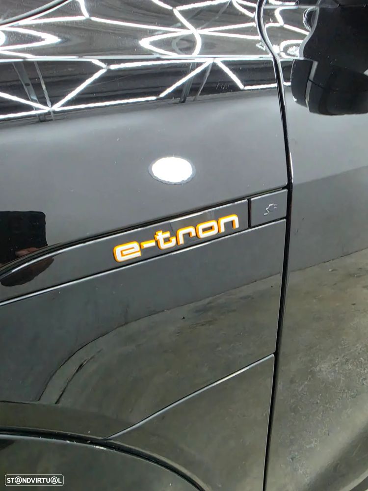 Audi e-tron 50 quattro - 8