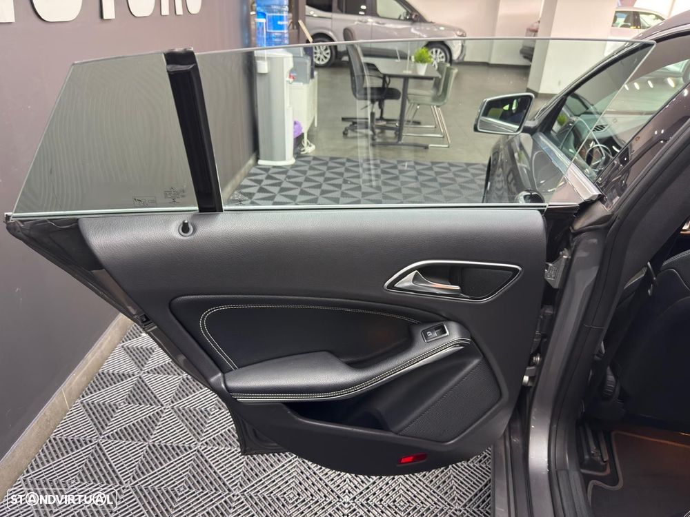 Mercedes-Benz CLA 180 d Shooting Brake Urban - 36