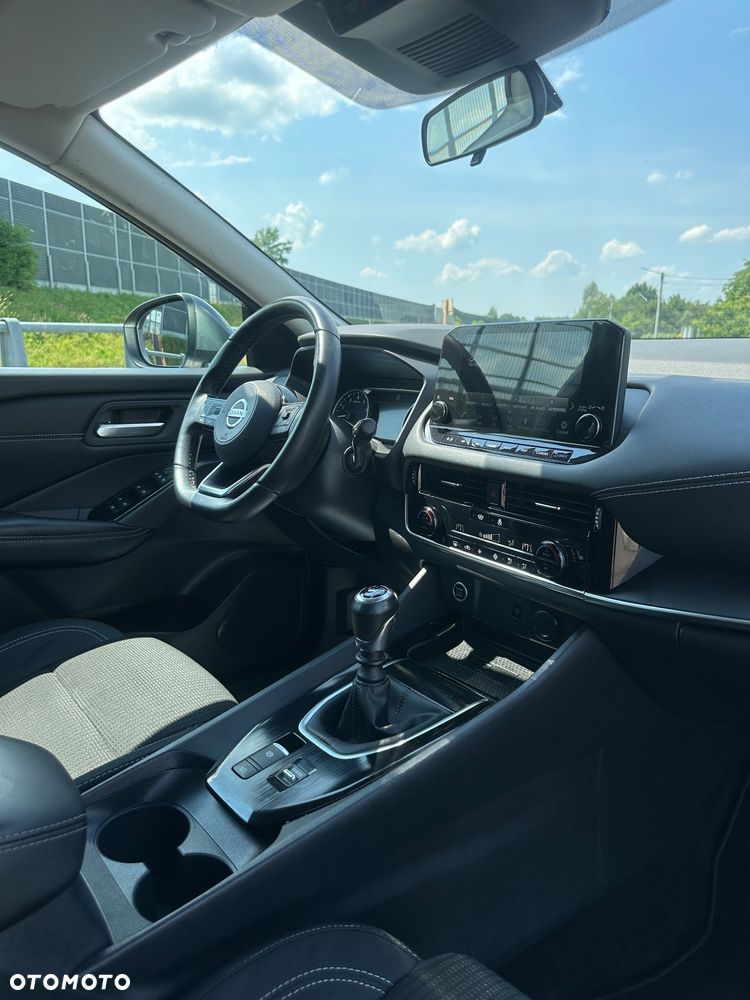 Nissan Qashqai 1.3 DIG-T N-Motion - 27