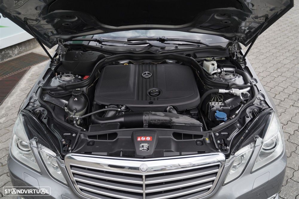 Mercedes-Benz E 250 CDI Avantgarde BE Auto. - 33