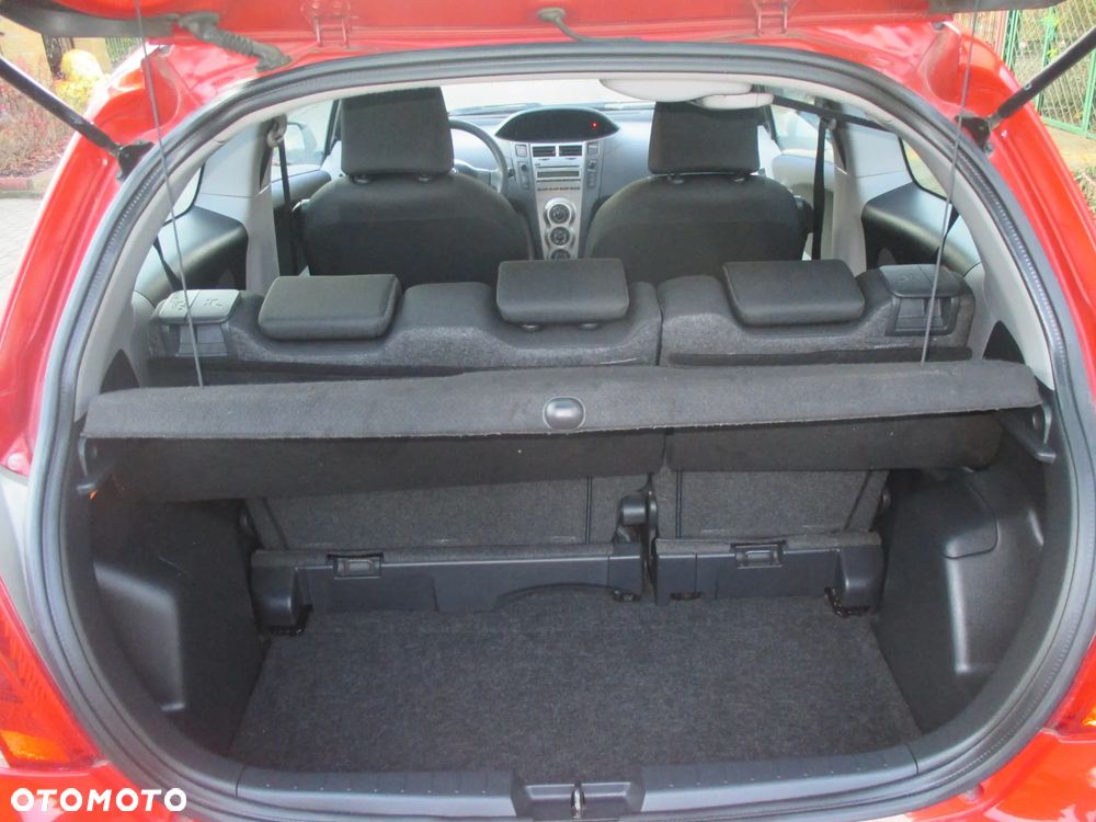 Toyota Yaris 1.33 Active - 24