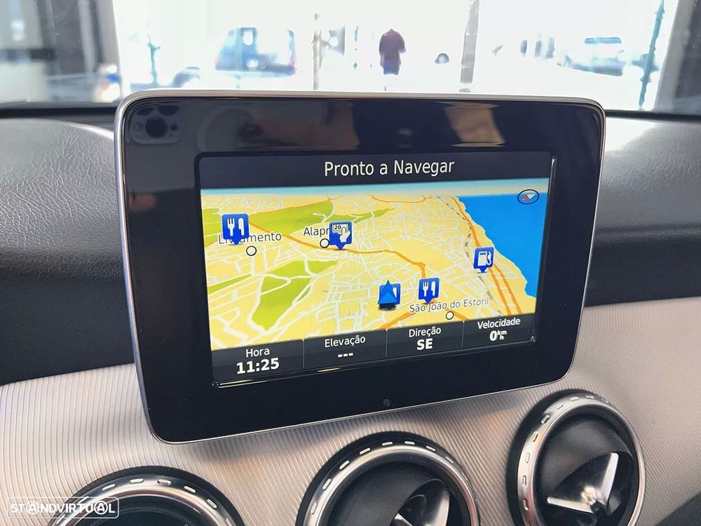 Mercedes-Benz GLA 180 d Style - 11