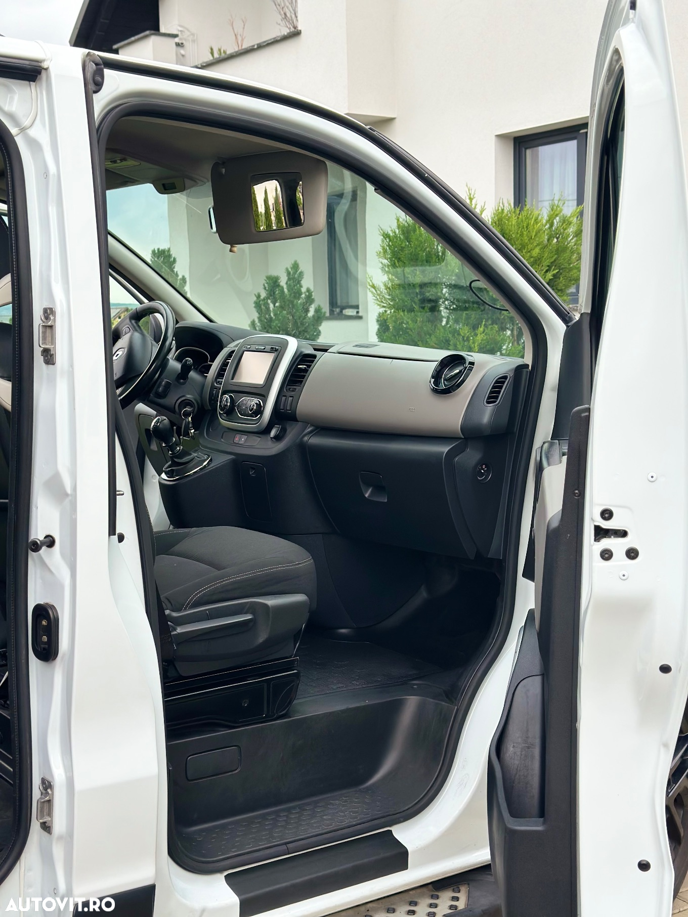 Renault Trafic ENERGY 1.6 dCi 140 Start & Stop Combi L1H1 Expression - 15