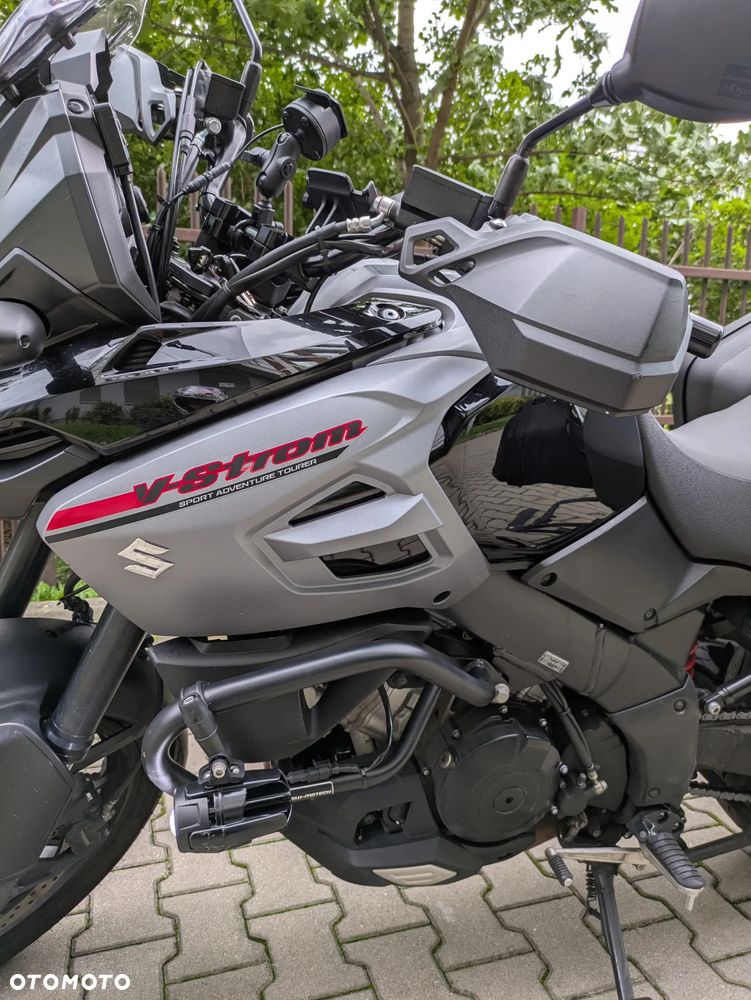 Suzuki DL - 11