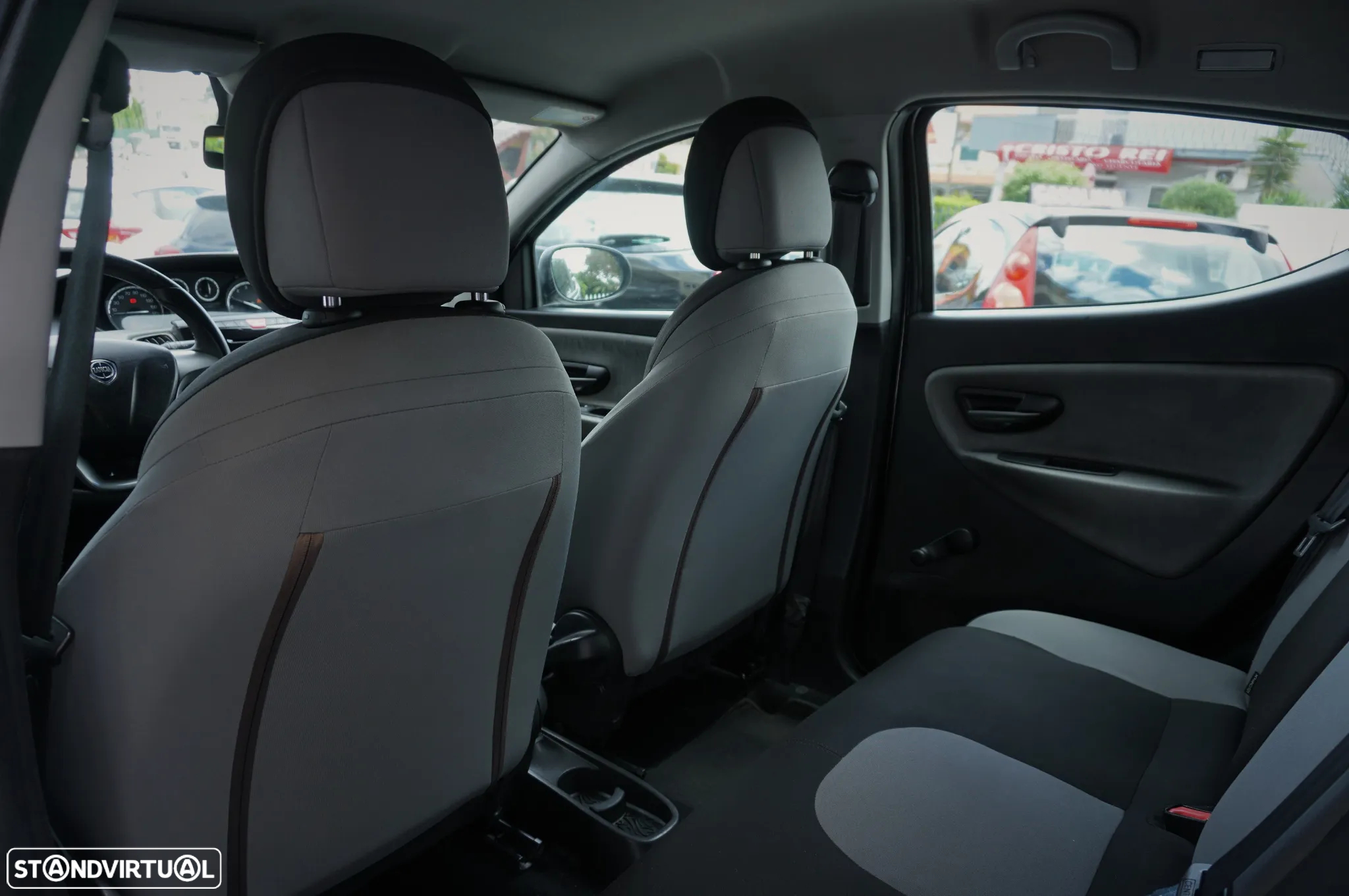 Lancia Ypsilon 1.2 S&S Silver - 12