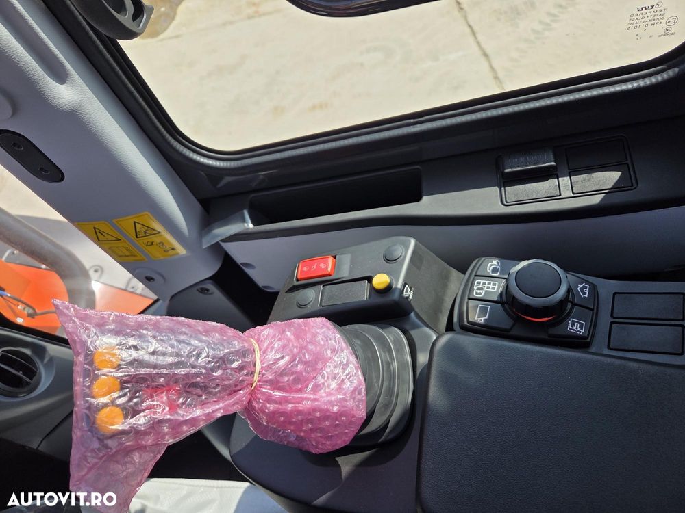 Hitachi ZW160-7, 2026, NOU, cupa 2,5mc, 14,5tone, Anvelope MICHELIN, gresare automata, CANTAR din fabrica, camera spate, camere laterale, latime 2,5m, produs in JAPONIA, Basculeaza la 4m, garantie 3 ANI, posibilitate leasing 5 ani-PROMOTIE 156.900 EUR+Tva - 5