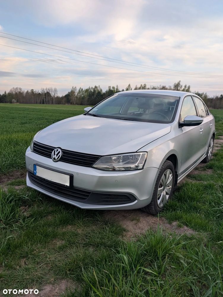 Volkswagen Jetta 1.6 TDI Trendline Optimum - 5
