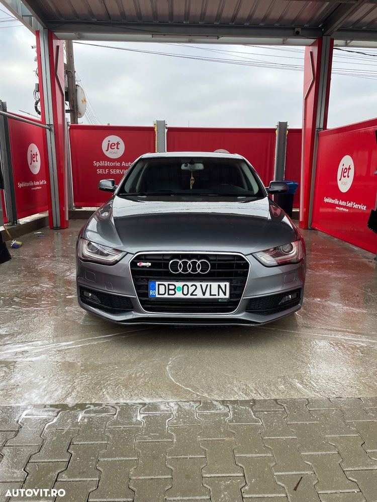 Audi A4 - 1