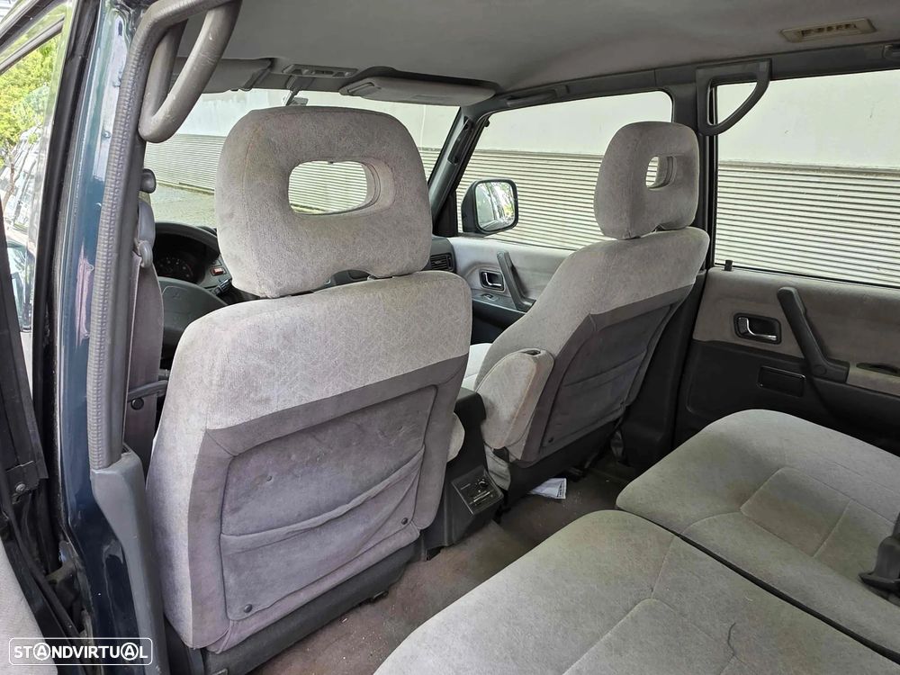 Mitsubishi Pajero 2.8 TD GLS Longo ABS - 17