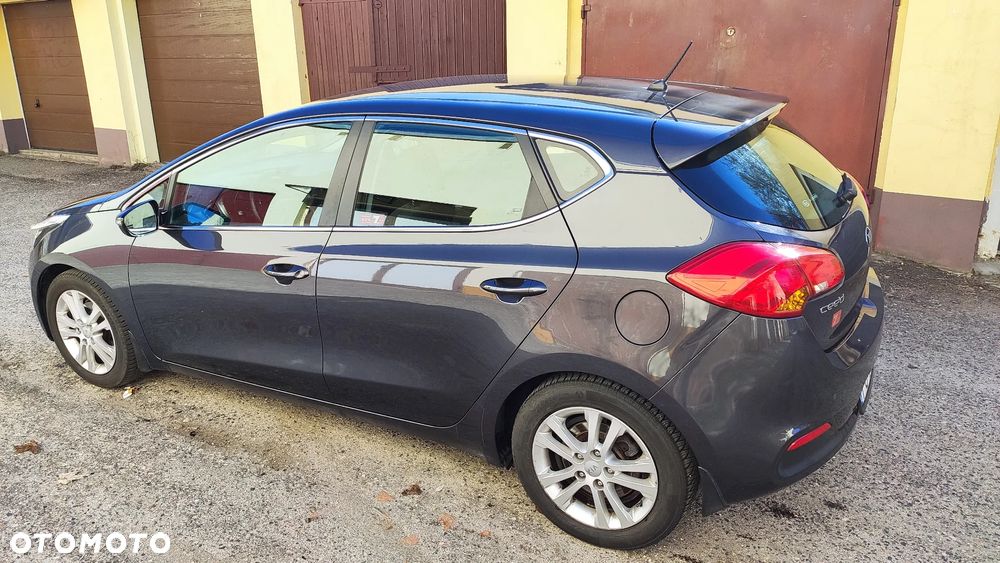 Kia Ceed 1.6 GDI L - 3