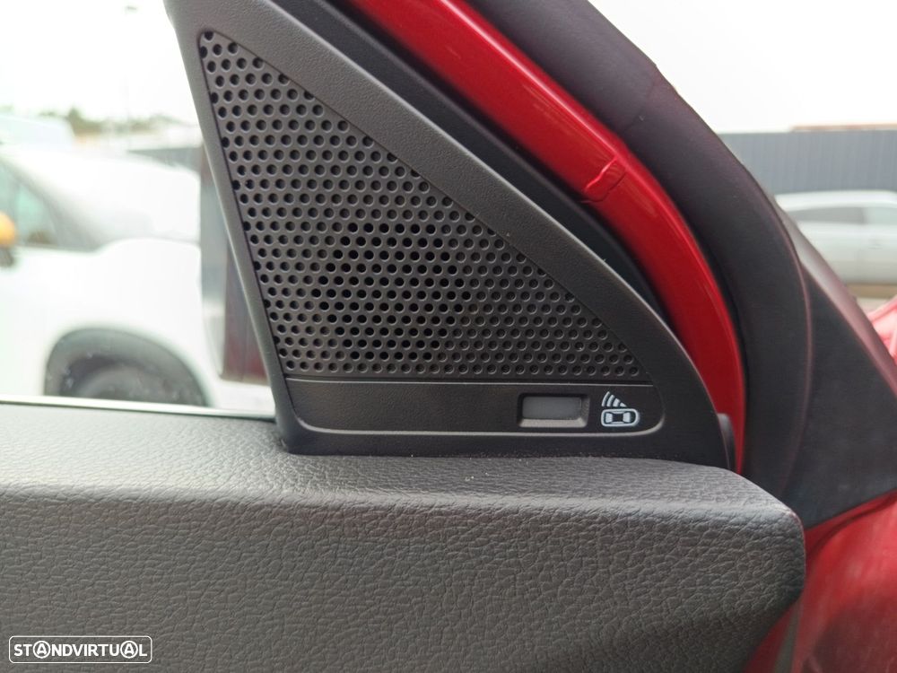 MG EHS 1.5 T-GDI Plug-in Hybrid Luxury - 52