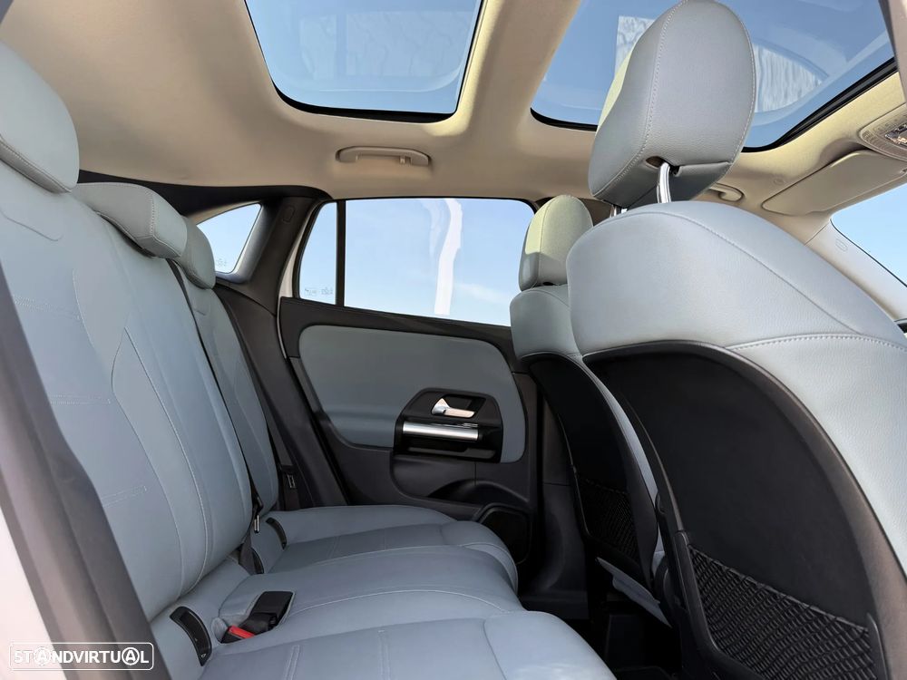 Mercedes-Benz GLA 180 d Progressive - 50