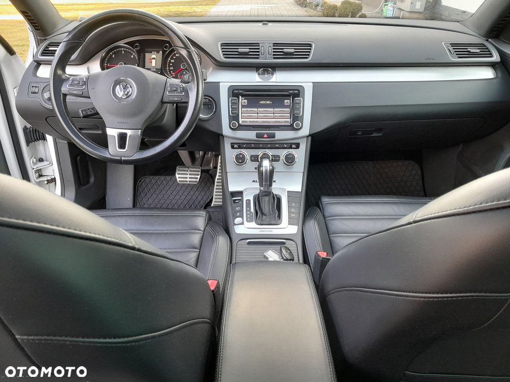 Volkswagen Passat Alltrack 2.0 TDI 4Mot DSG - 9