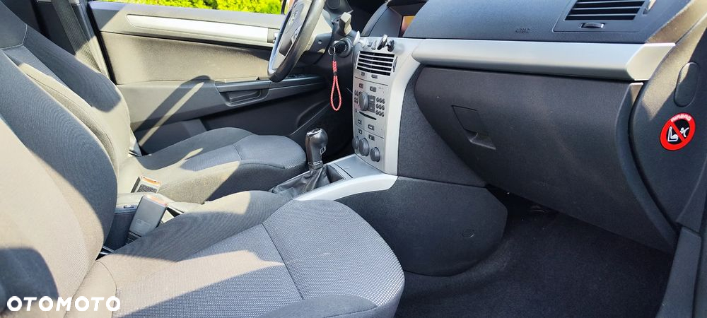 Opel Astra III 1.6 Enjoy - 9
