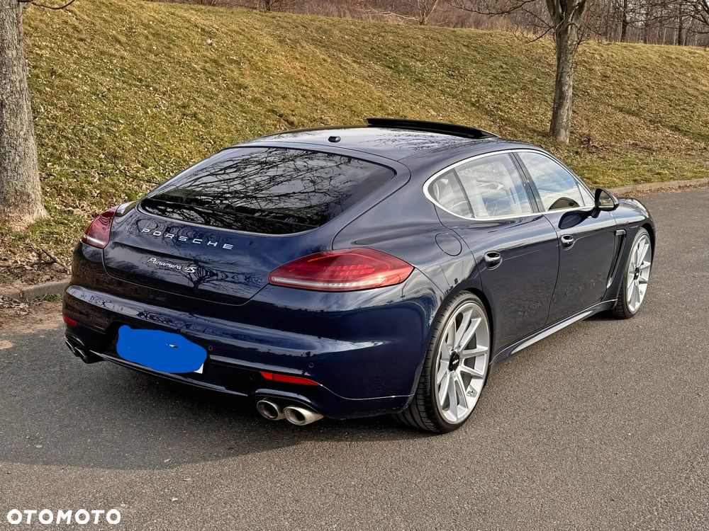 Porsche Panamera - 20