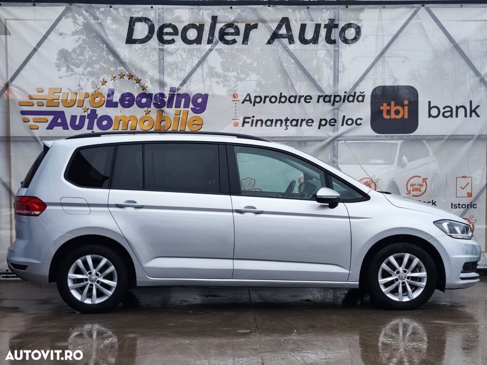 Volkswagen Touran 2.0 TDI DSG Comfortline - 4