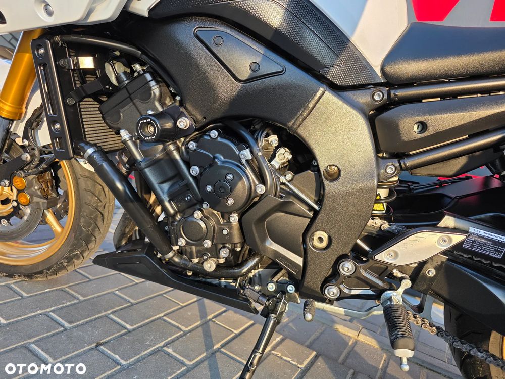 Yamaha FZ8 - 26
