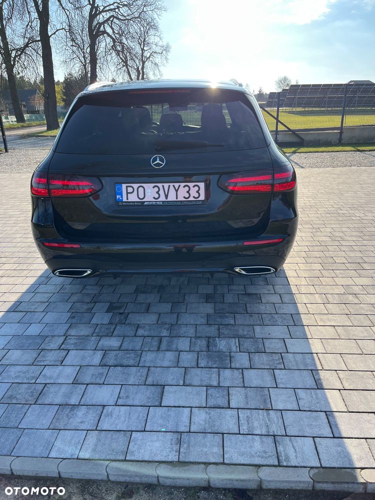 Mercedes-Benz Klasa E 400 d 4Matic 9G-TRONIC AMG Line - 4