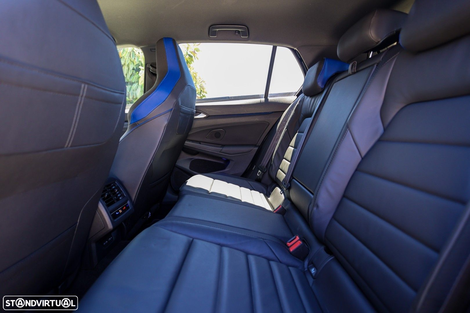 VW Golf 2.0 TSI R DSG - 33