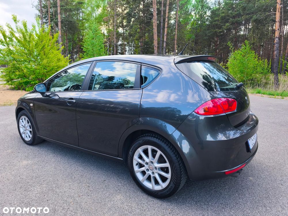 Seat Leon 2.0 TDI DPF Style - 4