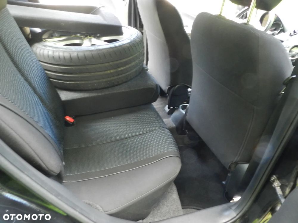 Mazda 2 - 12