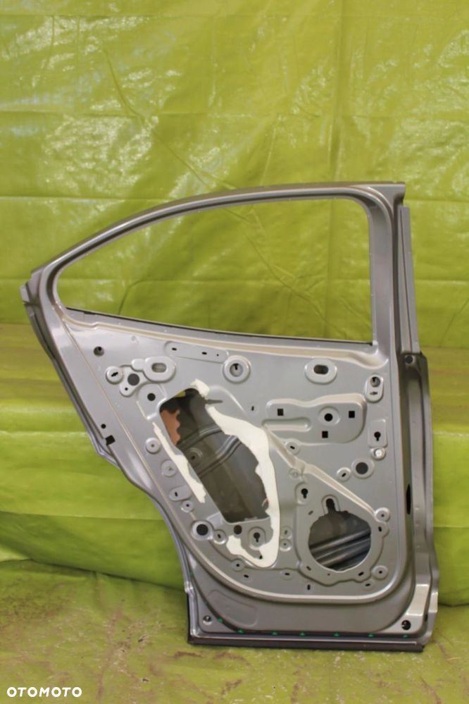 Drzwi Opel Mokka B po 2020r. tył lewy - 2