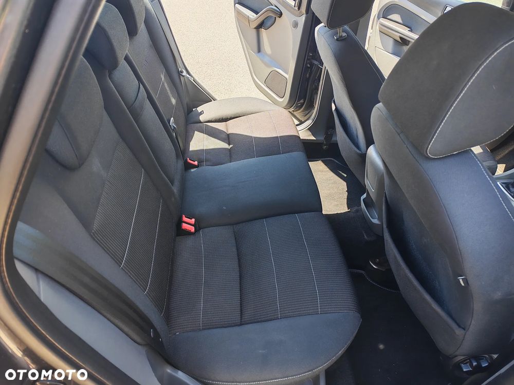 Ford Focus 2.0 Titanium - 13