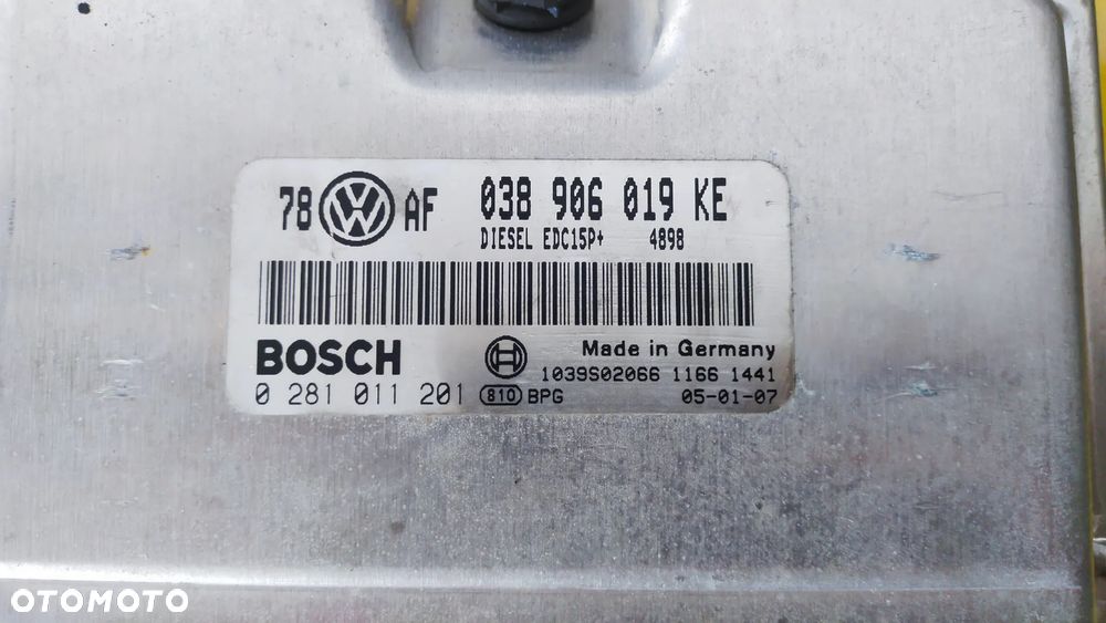 Passat sterownik silnika Bosch 038906019KE - 2